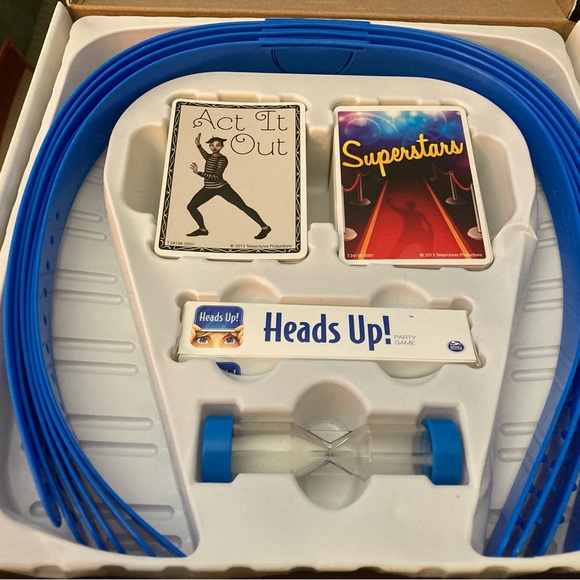 Heads Up Party Board Game Ellen Degeneres Fun Word Guessing Family Game - Picture 3 of 3